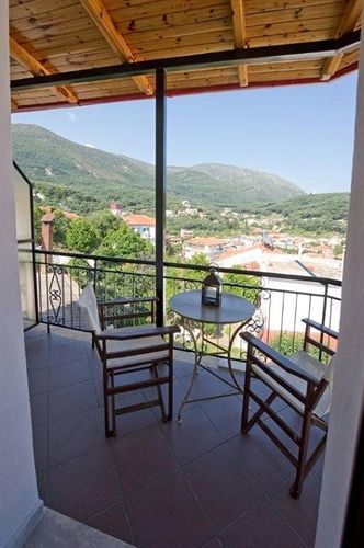 Theodora'S House Overlooking Valtos Hotel Parga Buitenkant foto